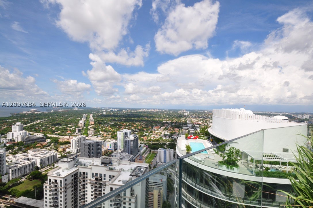 image Brickell Heights East34