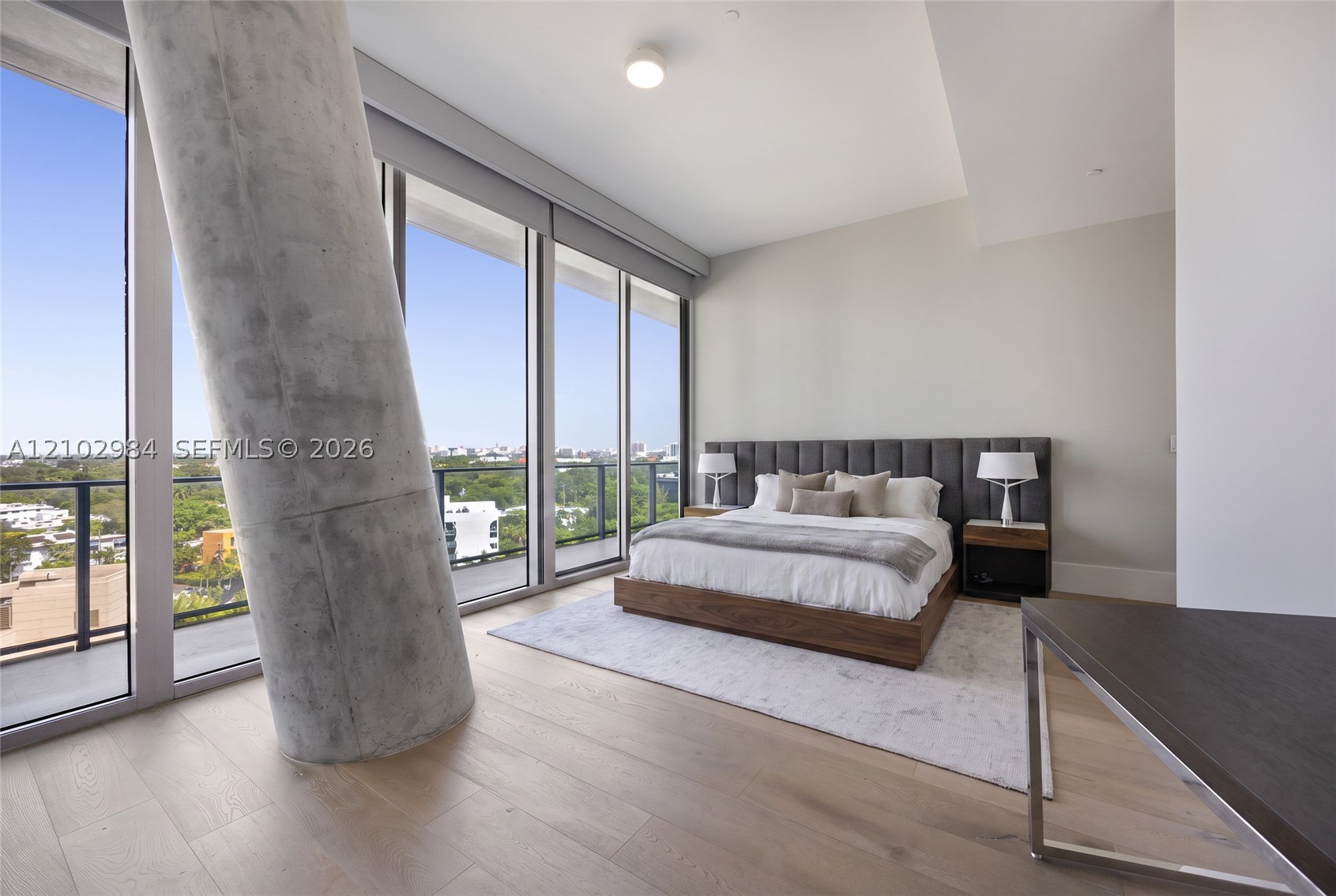 2669 S Bayshore Dr #903N Miami, FL 33133