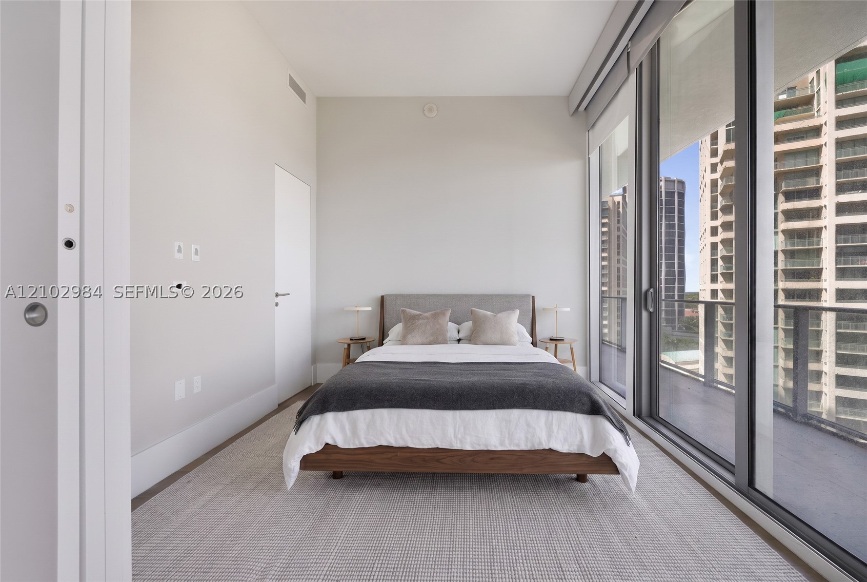 2669 S Bayshore Dr #903N Miami, FL 33133