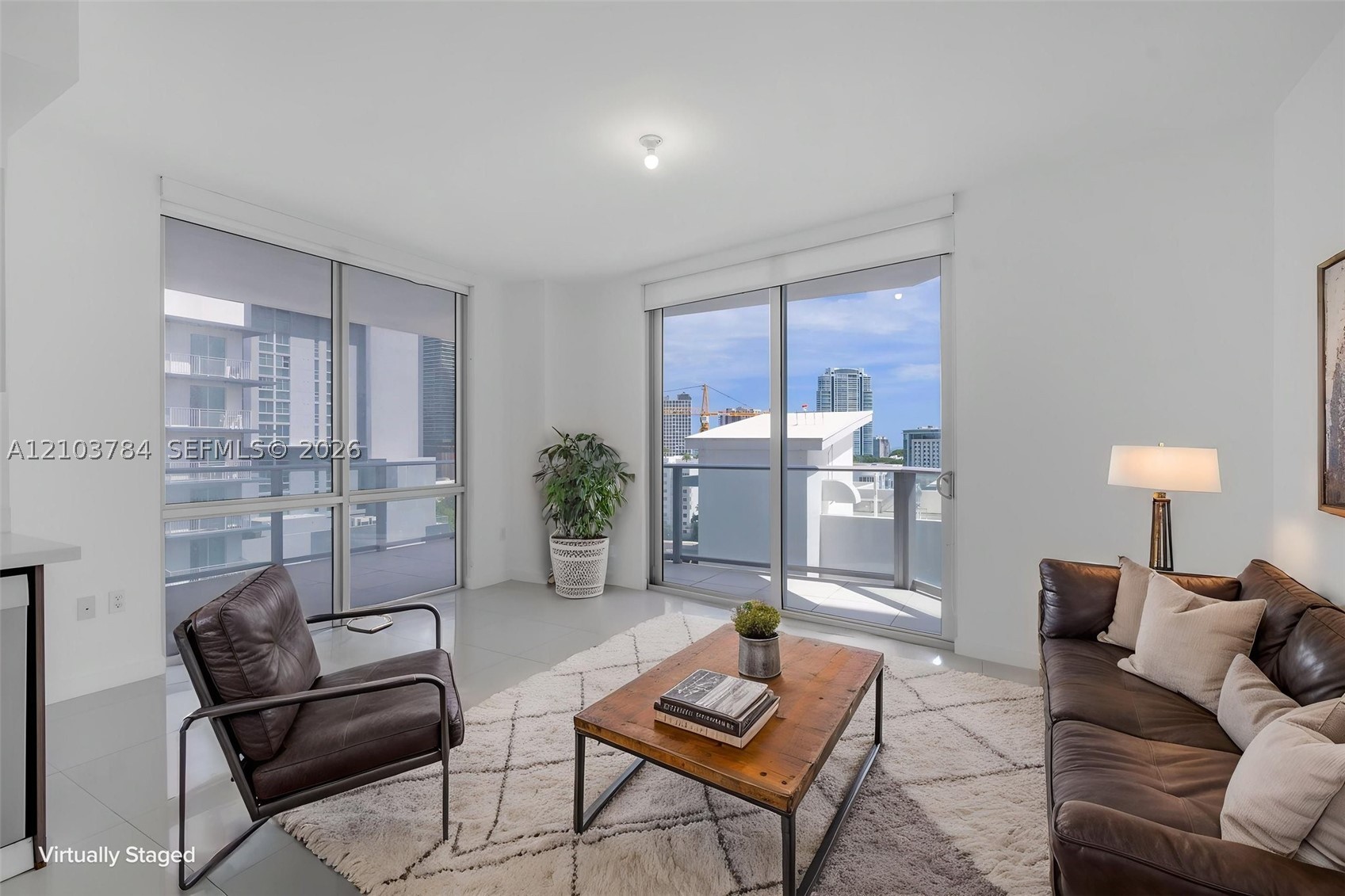 image Brickell Ten12