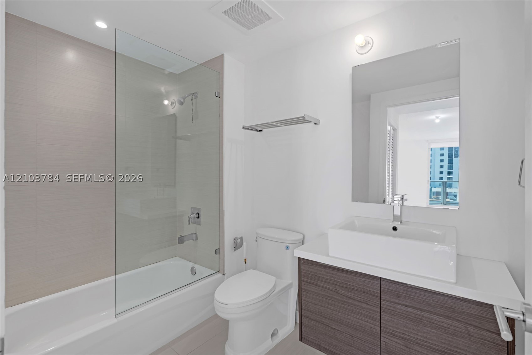 image Brickell Ten18
