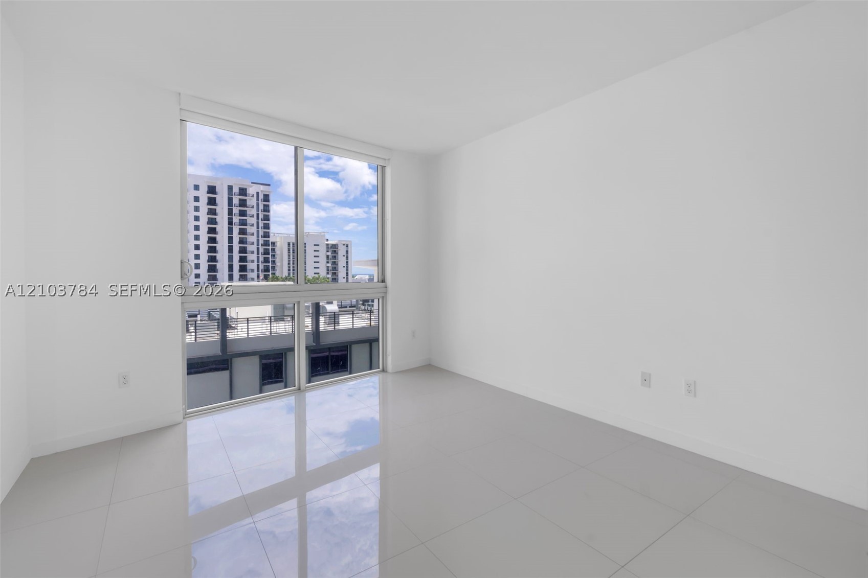 image Brickell Ten22