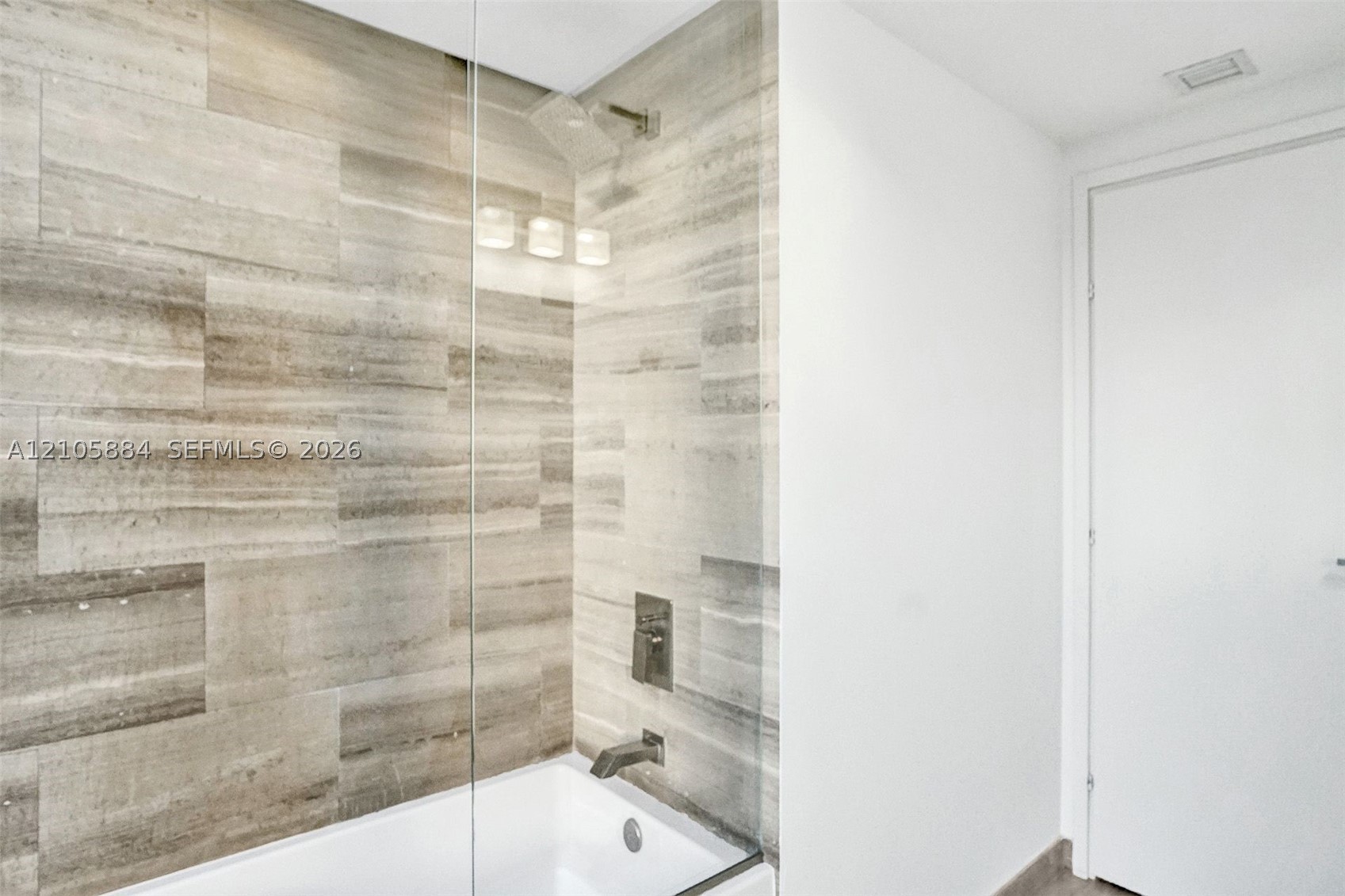 image Brickell House12