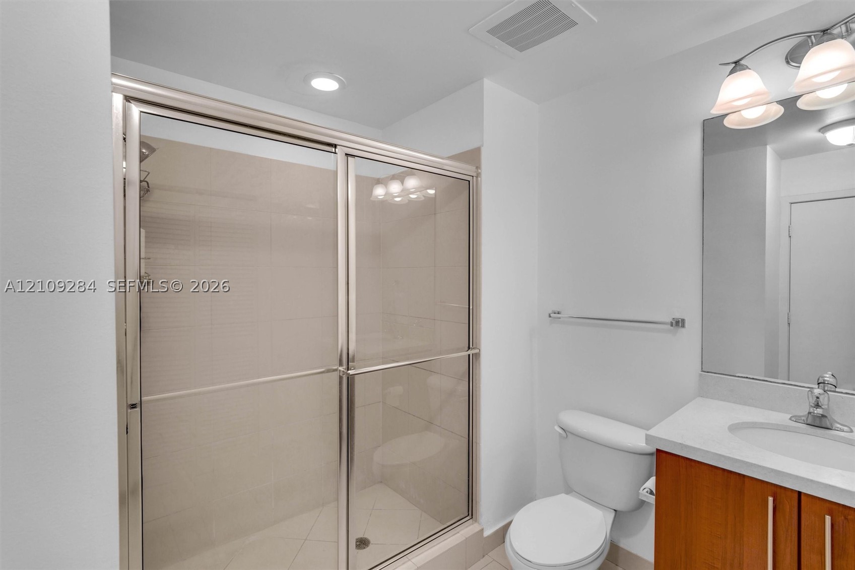 79 SW 12th St #1210 Miami, FL 33130