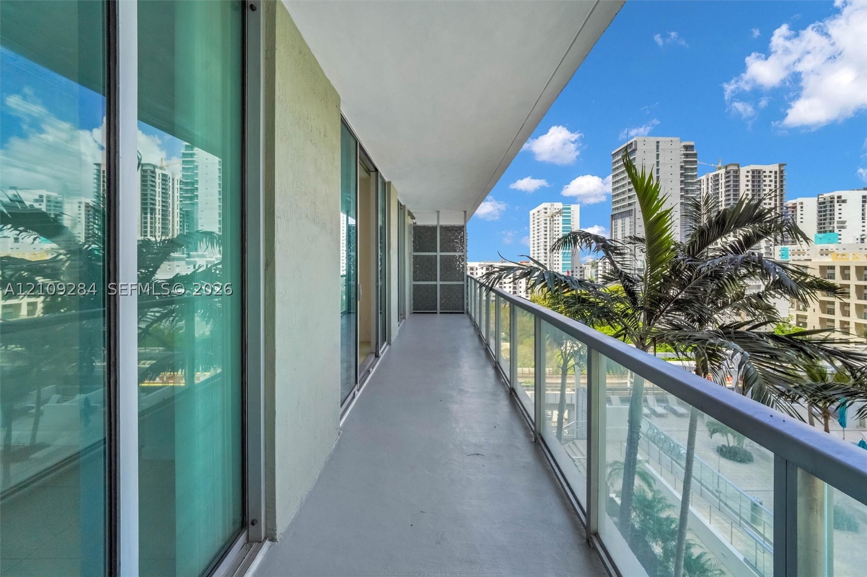 79 SW 12th St #1210 Miami, FL 33130