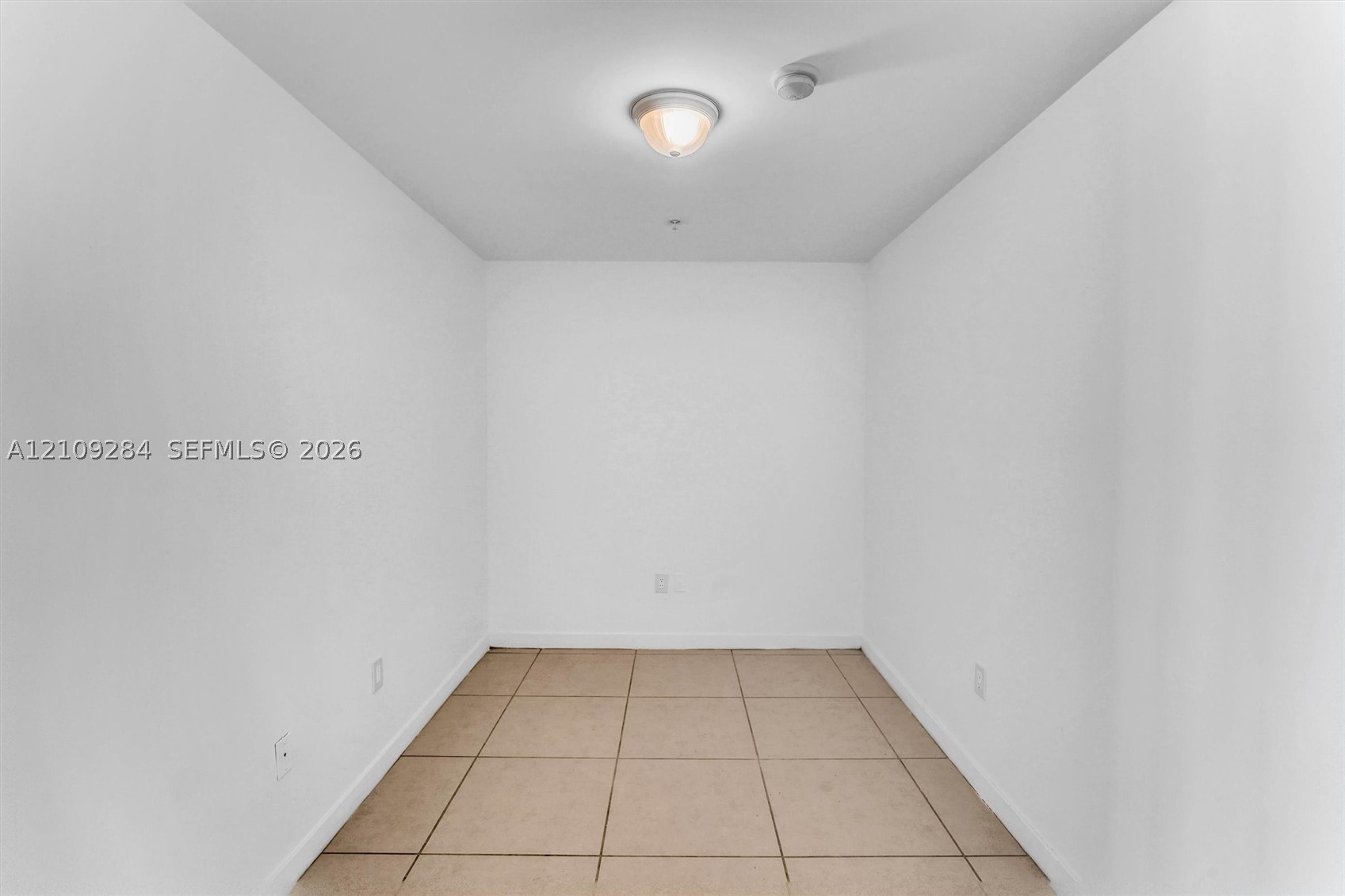 79 SW 12th St #1210 Miami, FL 33130