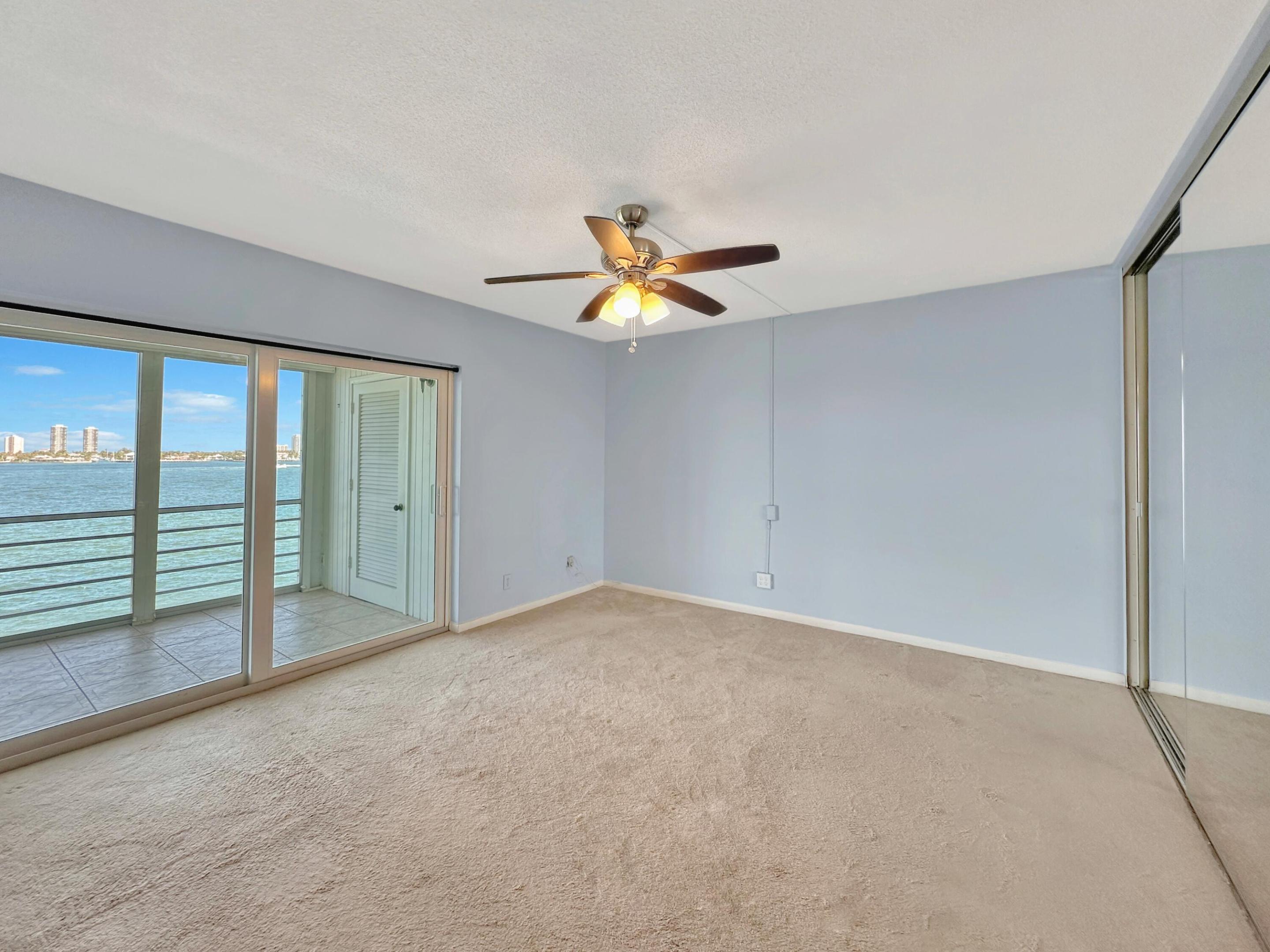 501 Lake Shr #505 West Palm Beach, FL 33403
