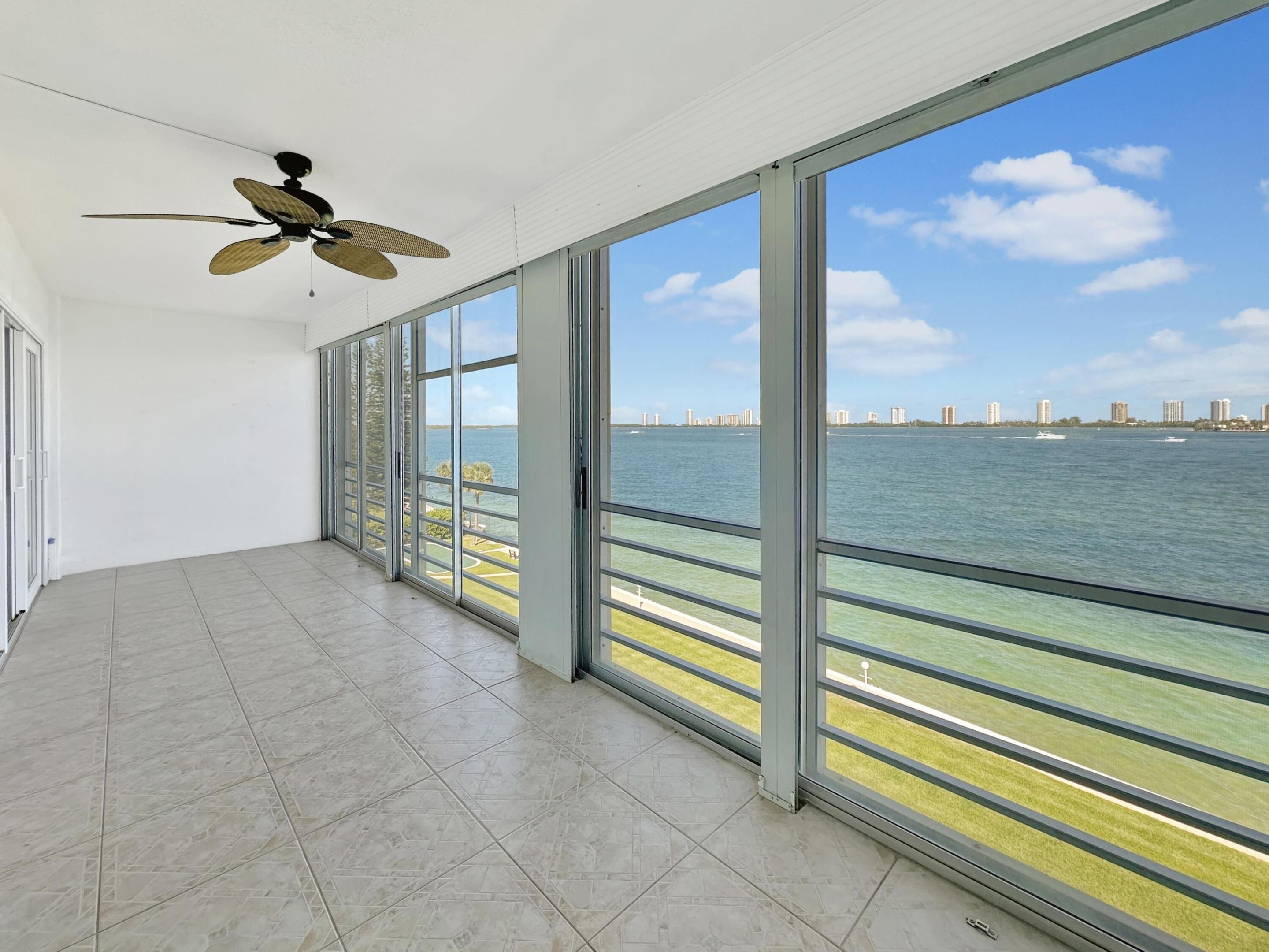 501 Lake Shr #505 West Palm Beach, FL 33403