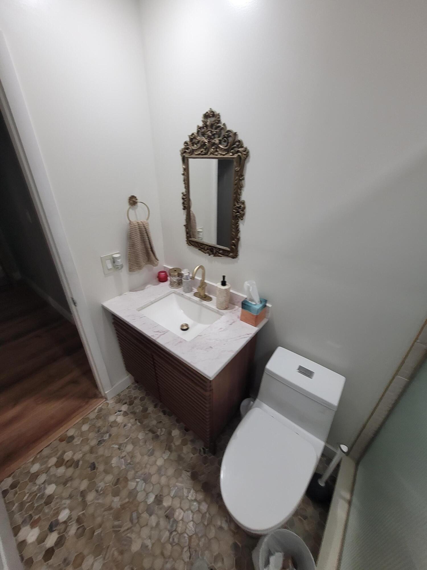 9651 SW 9th Pembroke Pines, FL 33025