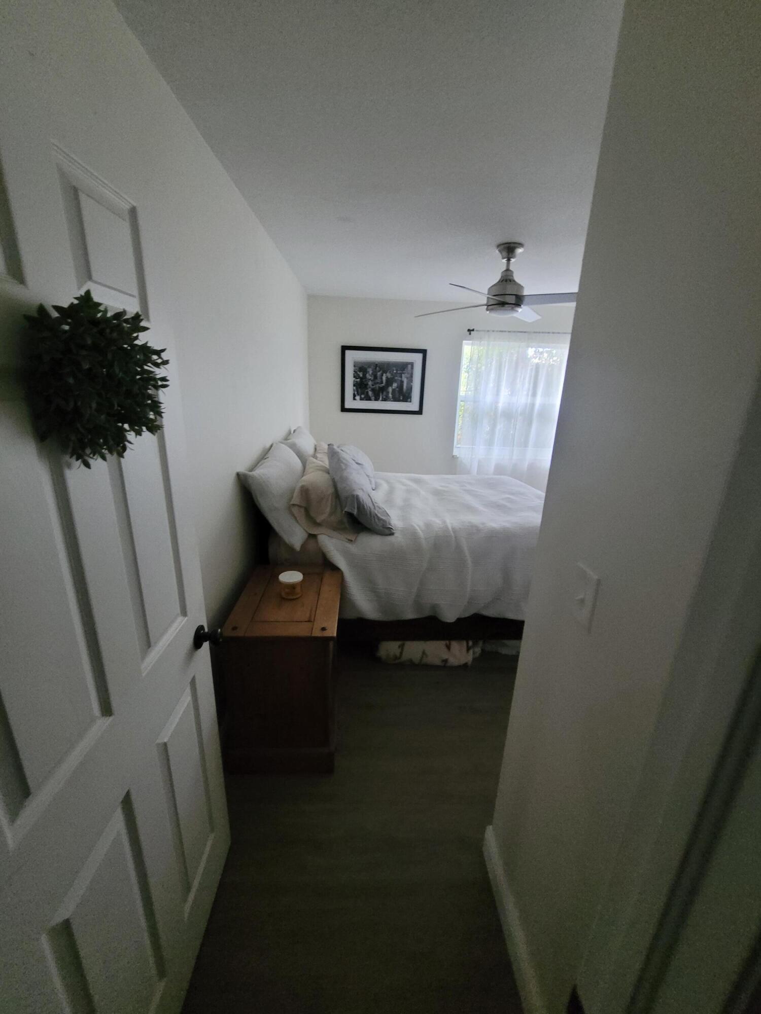 9651 SW 9th Pembroke Pines, FL 33025