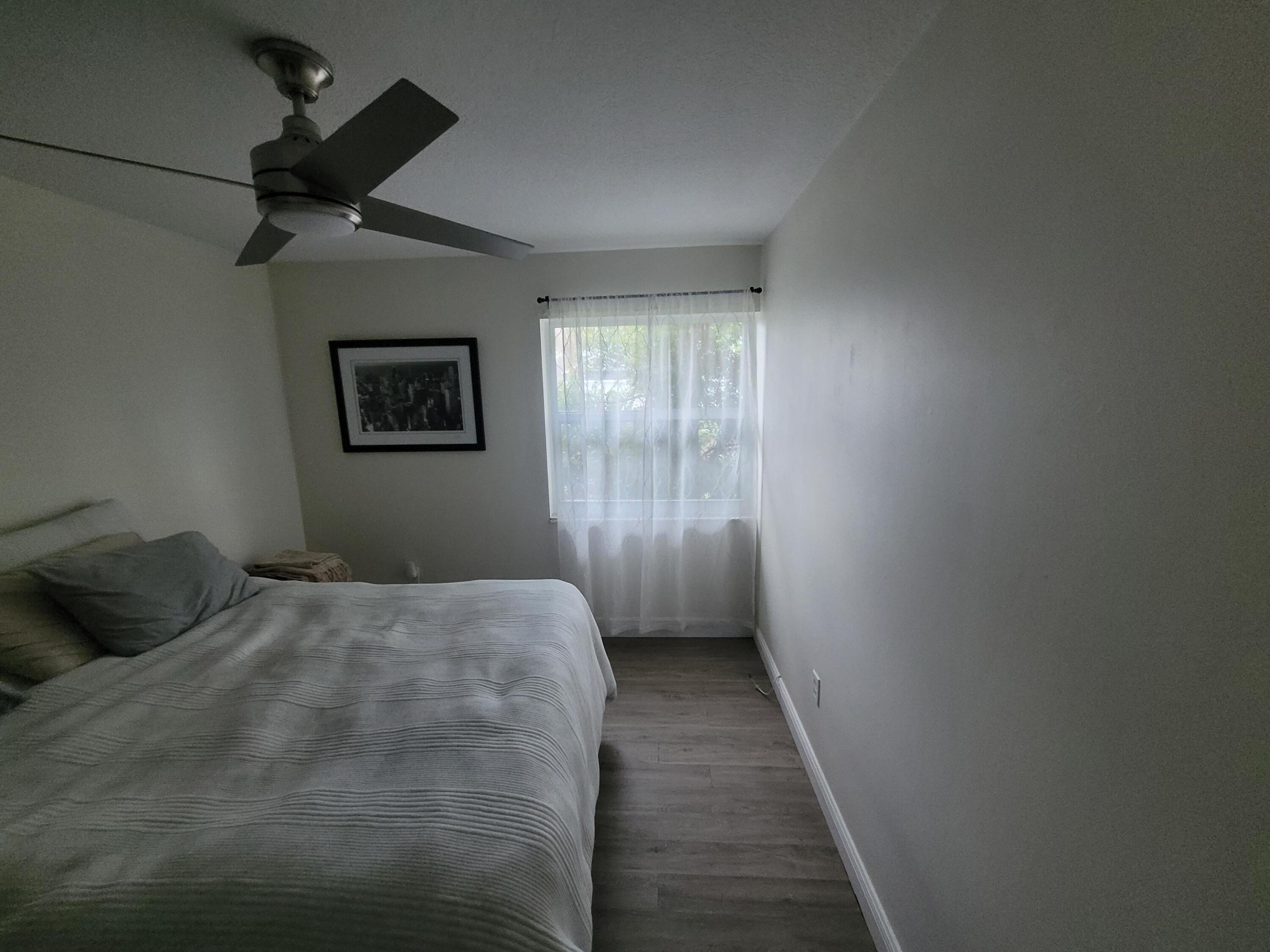 9651 SW 9th Pembroke Pines, FL 33025