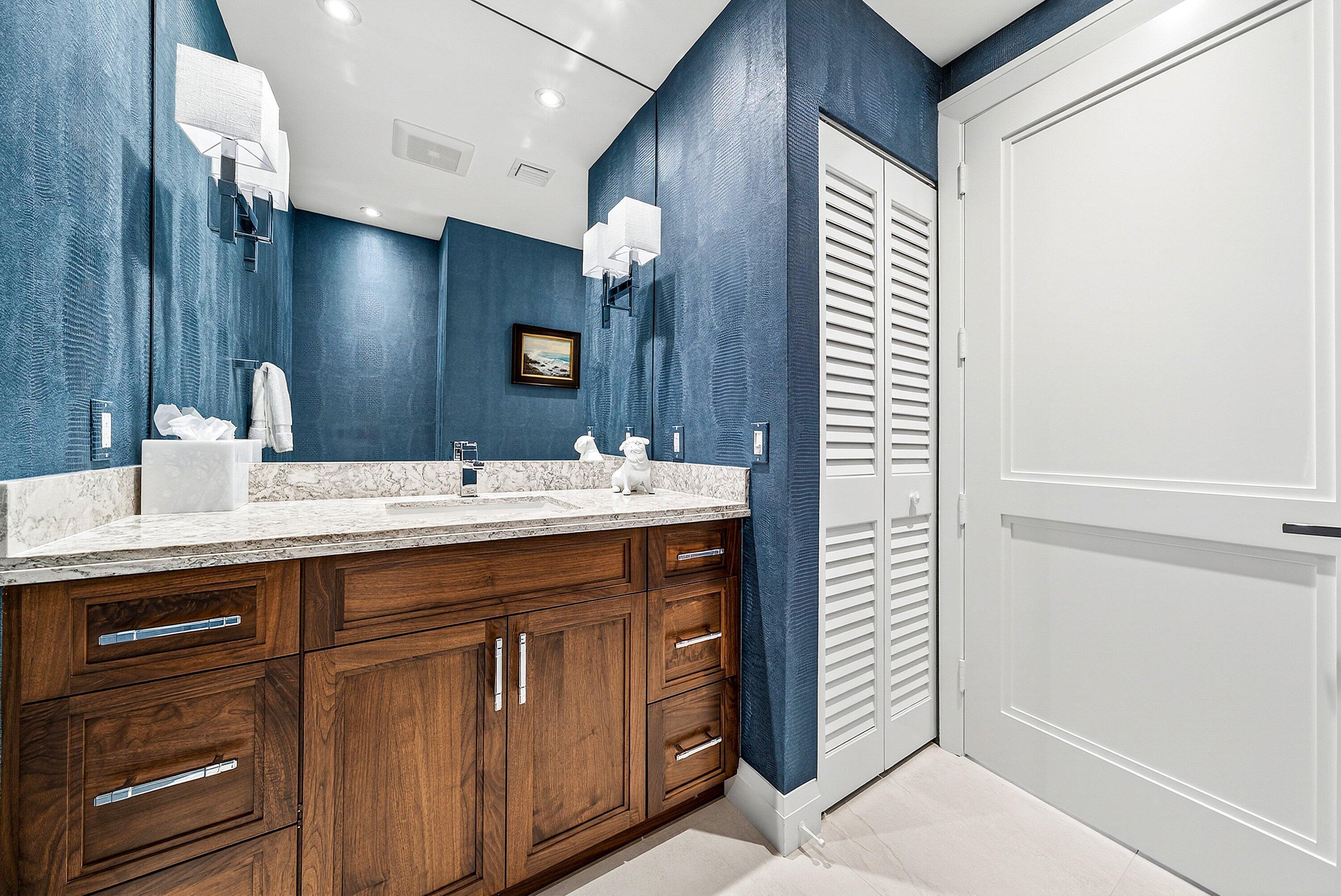 425 S Beach #2o Tequesta, FL 33469