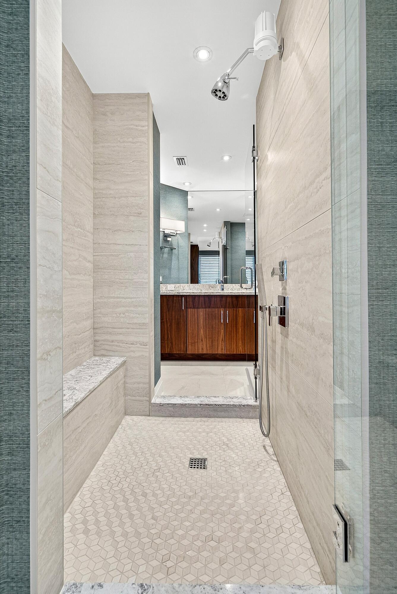 425 S Beach #2o Tequesta, FL 33469