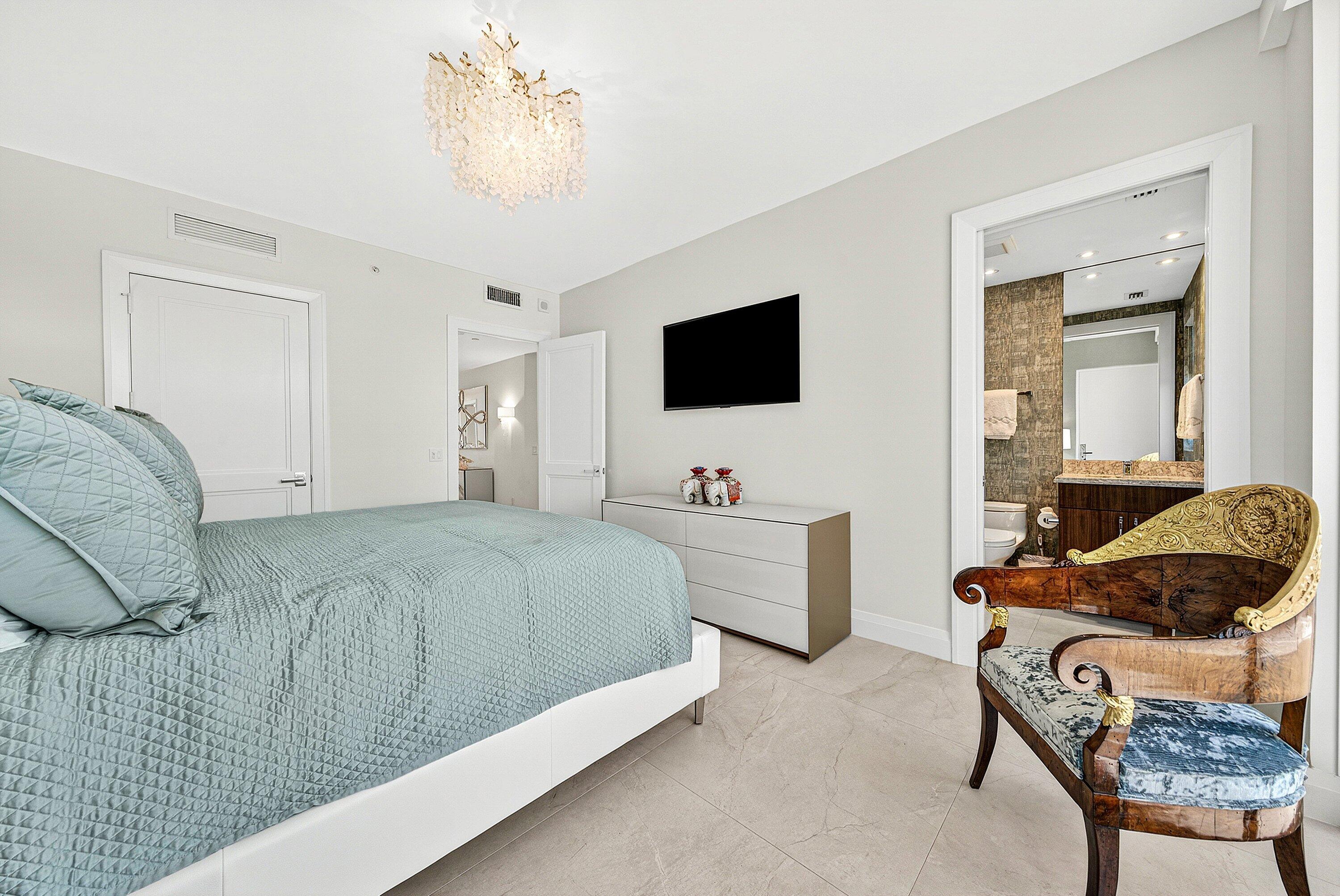 425 S Beach #2o Tequesta, FL 33469