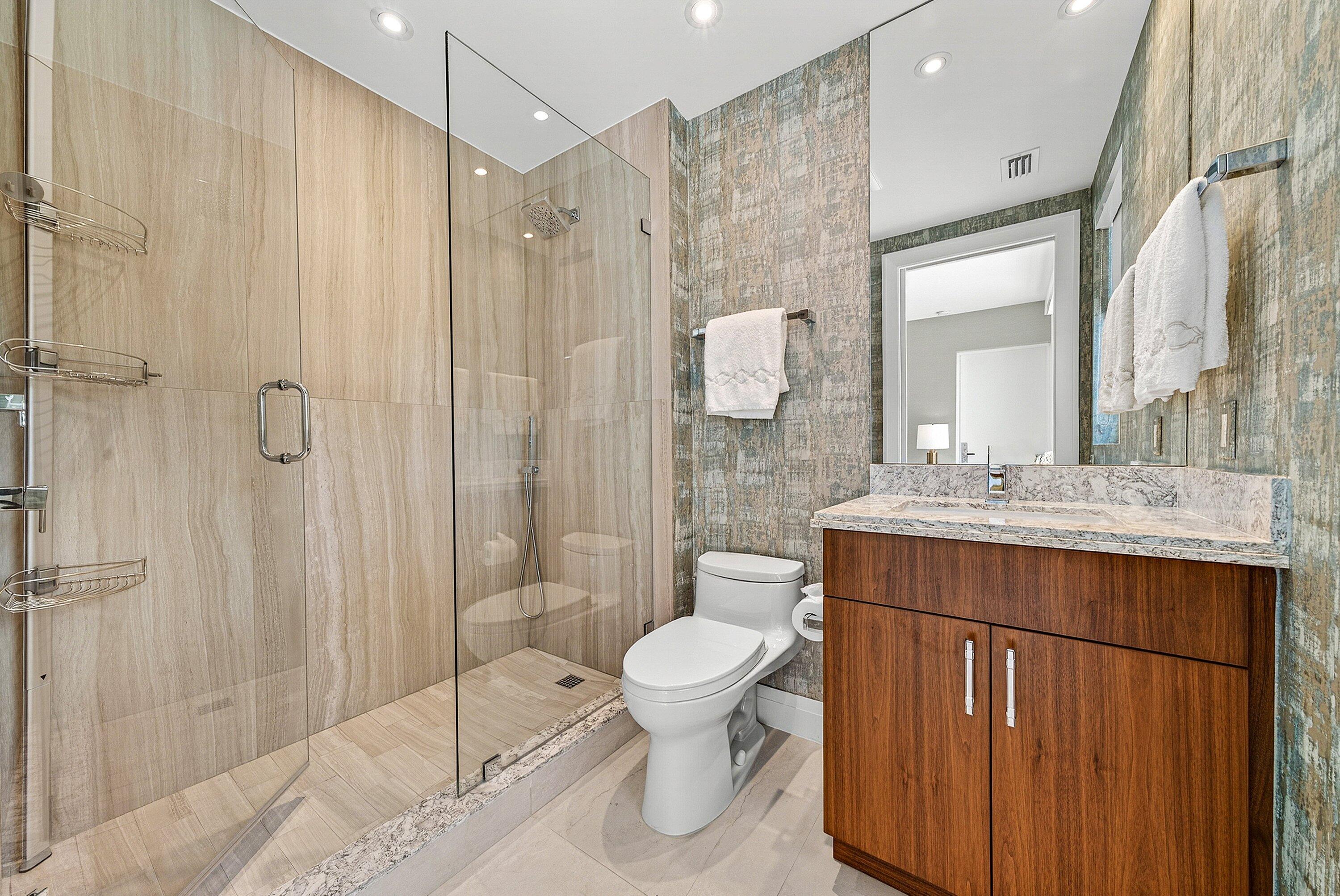 425 S Beach #2o Tequesta, FL 33469