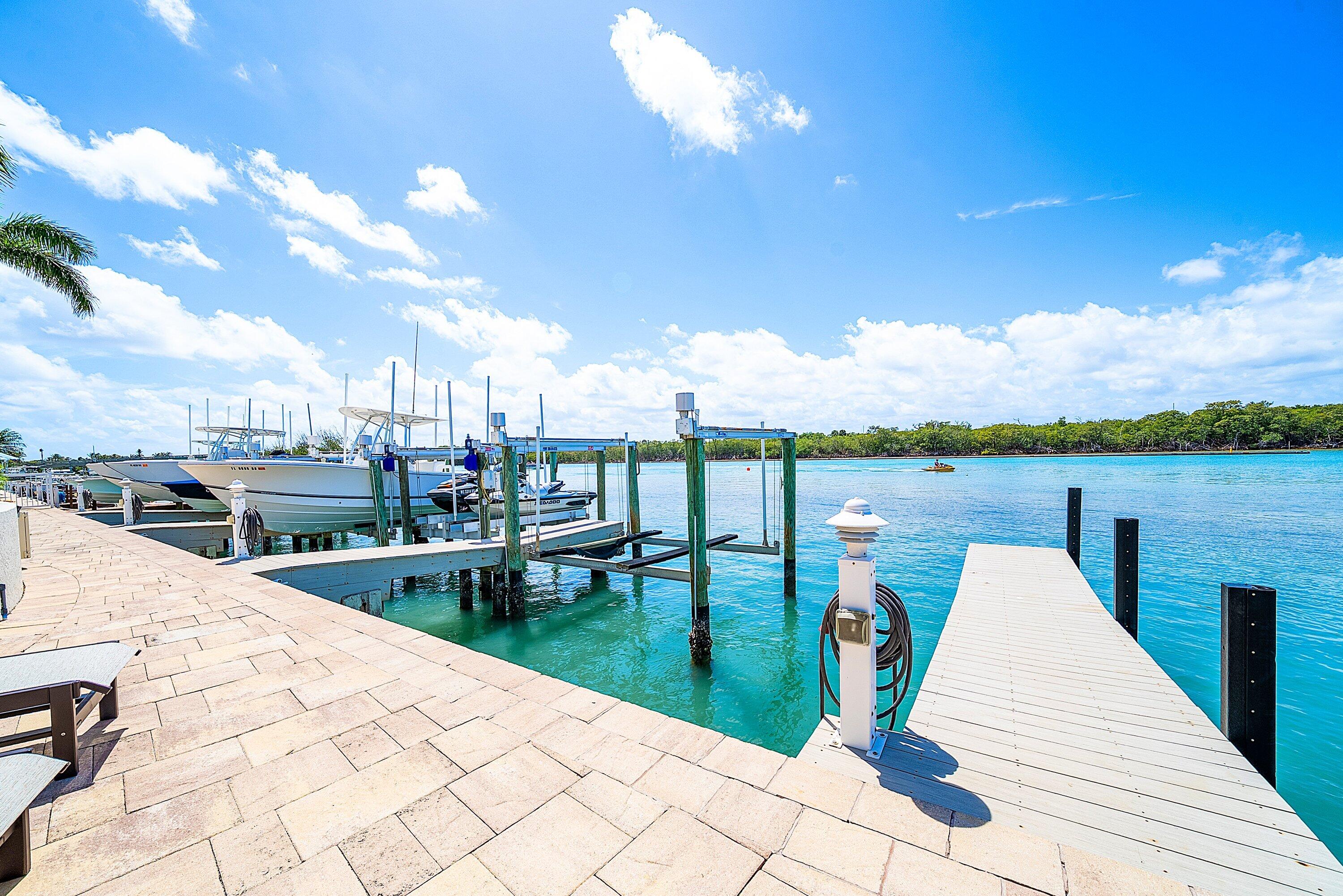 425 S Beach #2o Tequesta, FL 33469