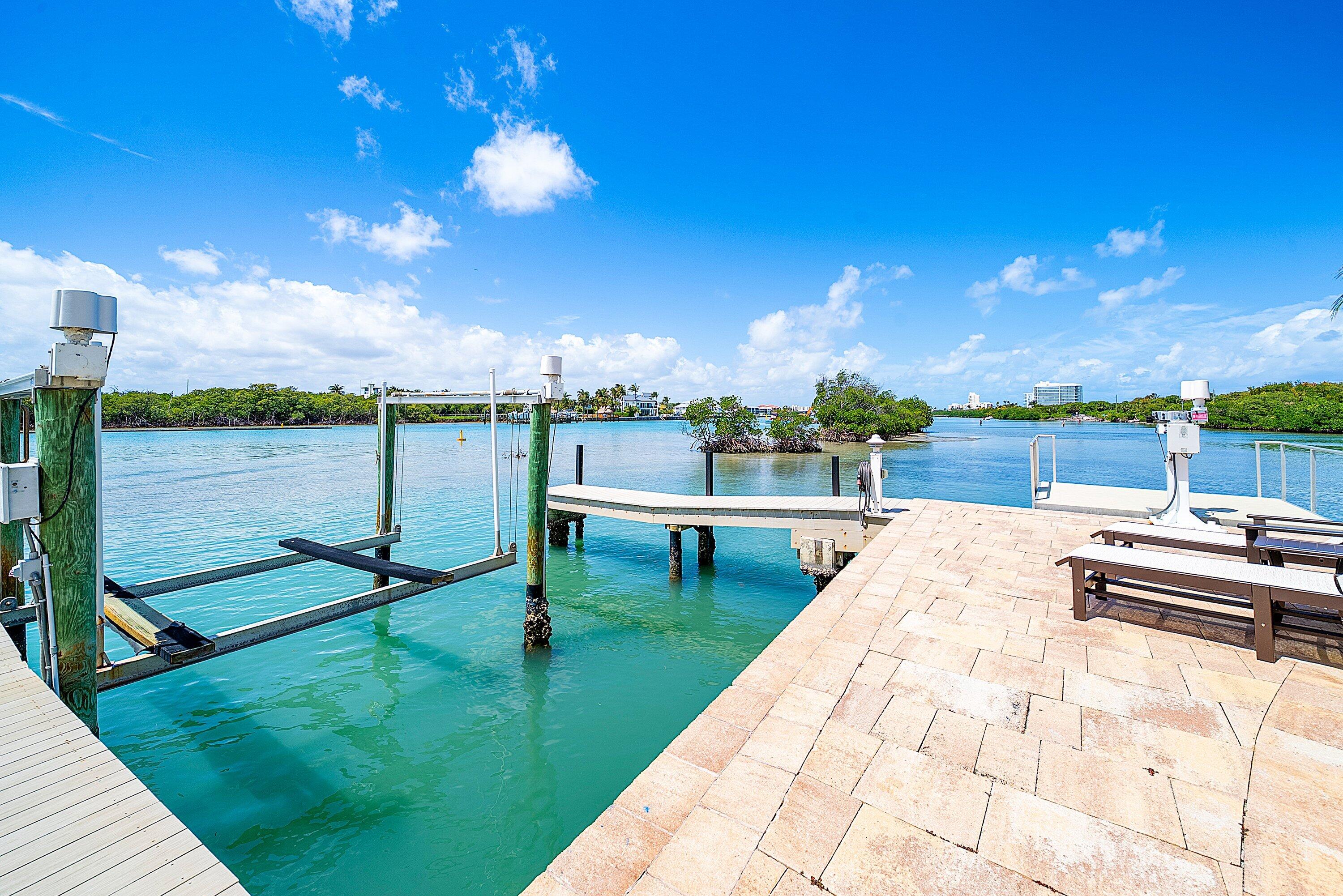 425 S Beach #2o Tequesta, FL 33469