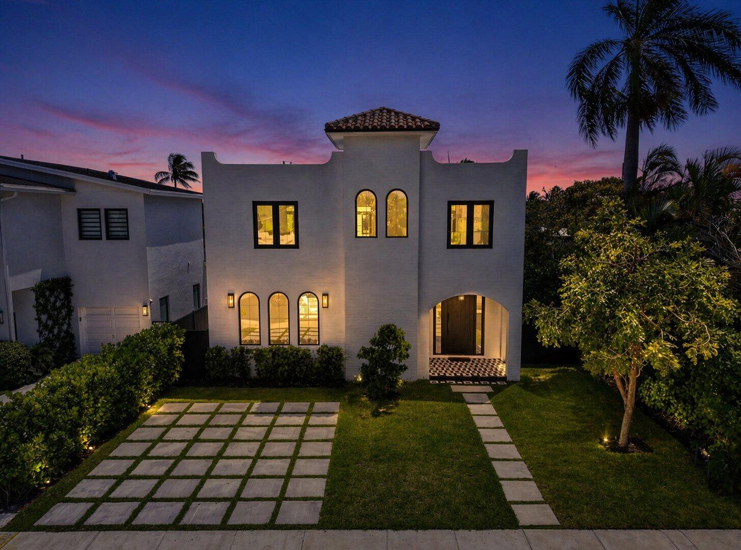 312 Plymouth West Palm Beach, FL 33405