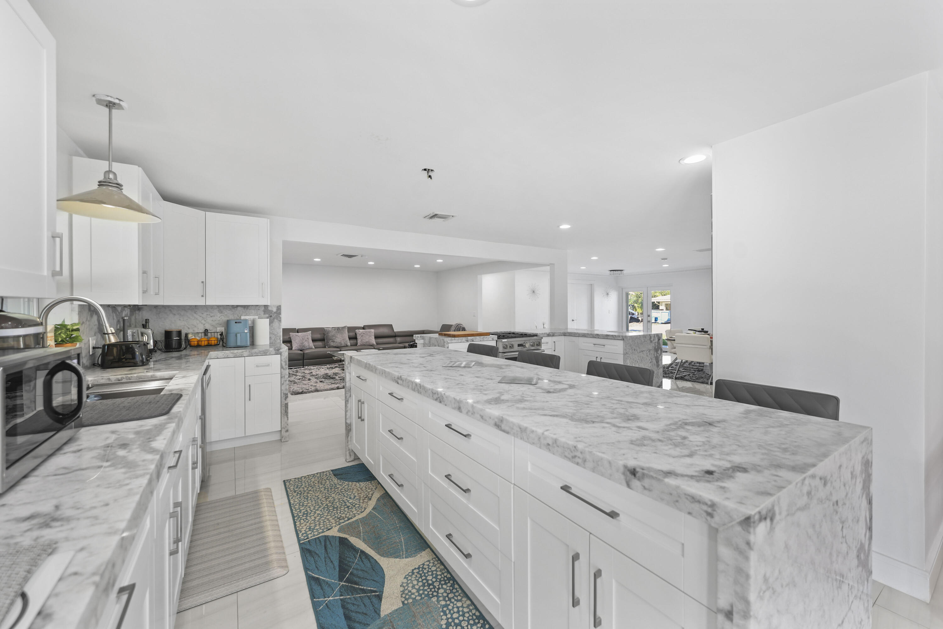 3531 NE 30th Lighthouse Point, FL 33064