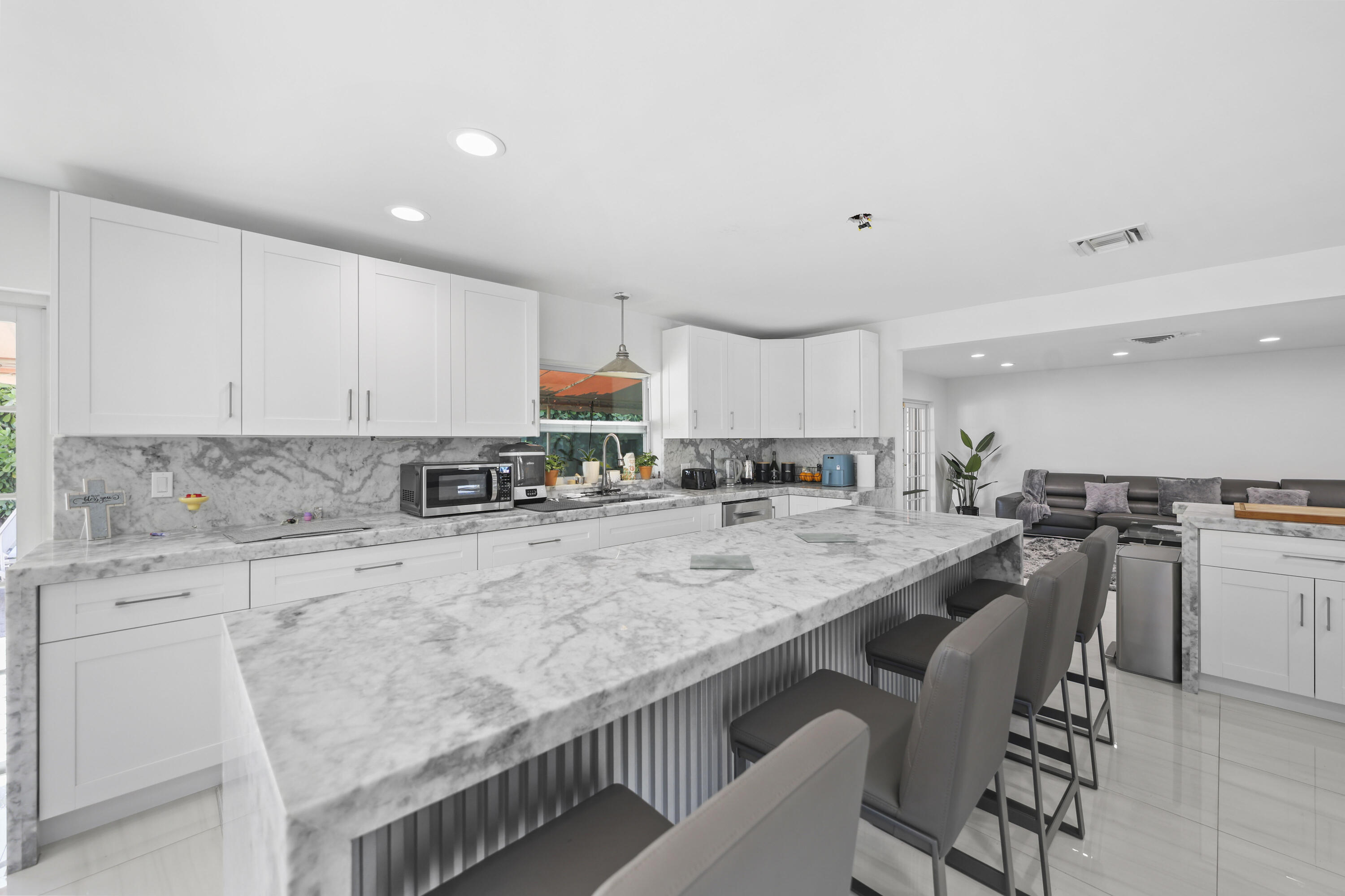 3531 NE 30th Lighthouse Point, FL 33064