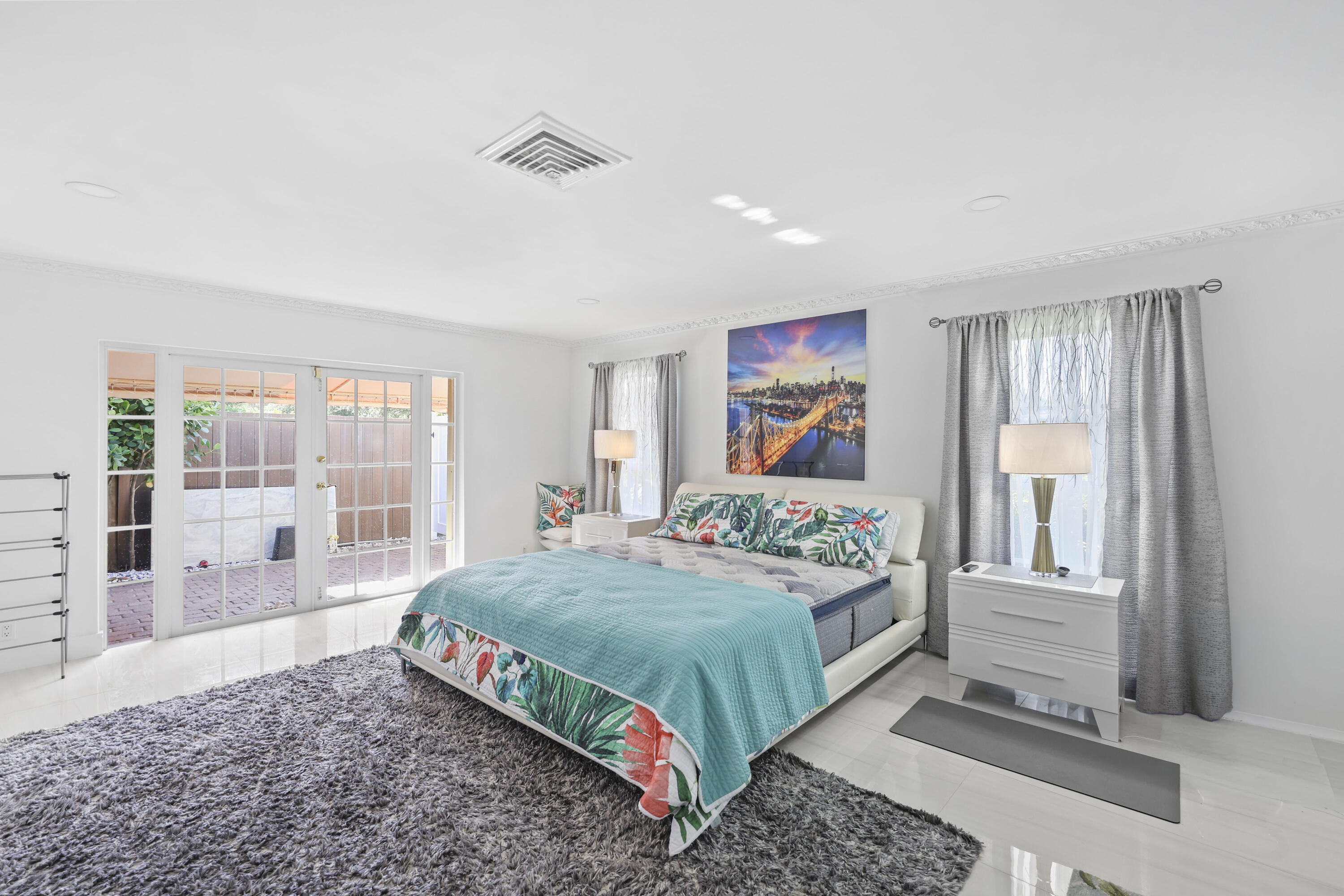 3531 NE 30th Lighthouse Point, FL 33064