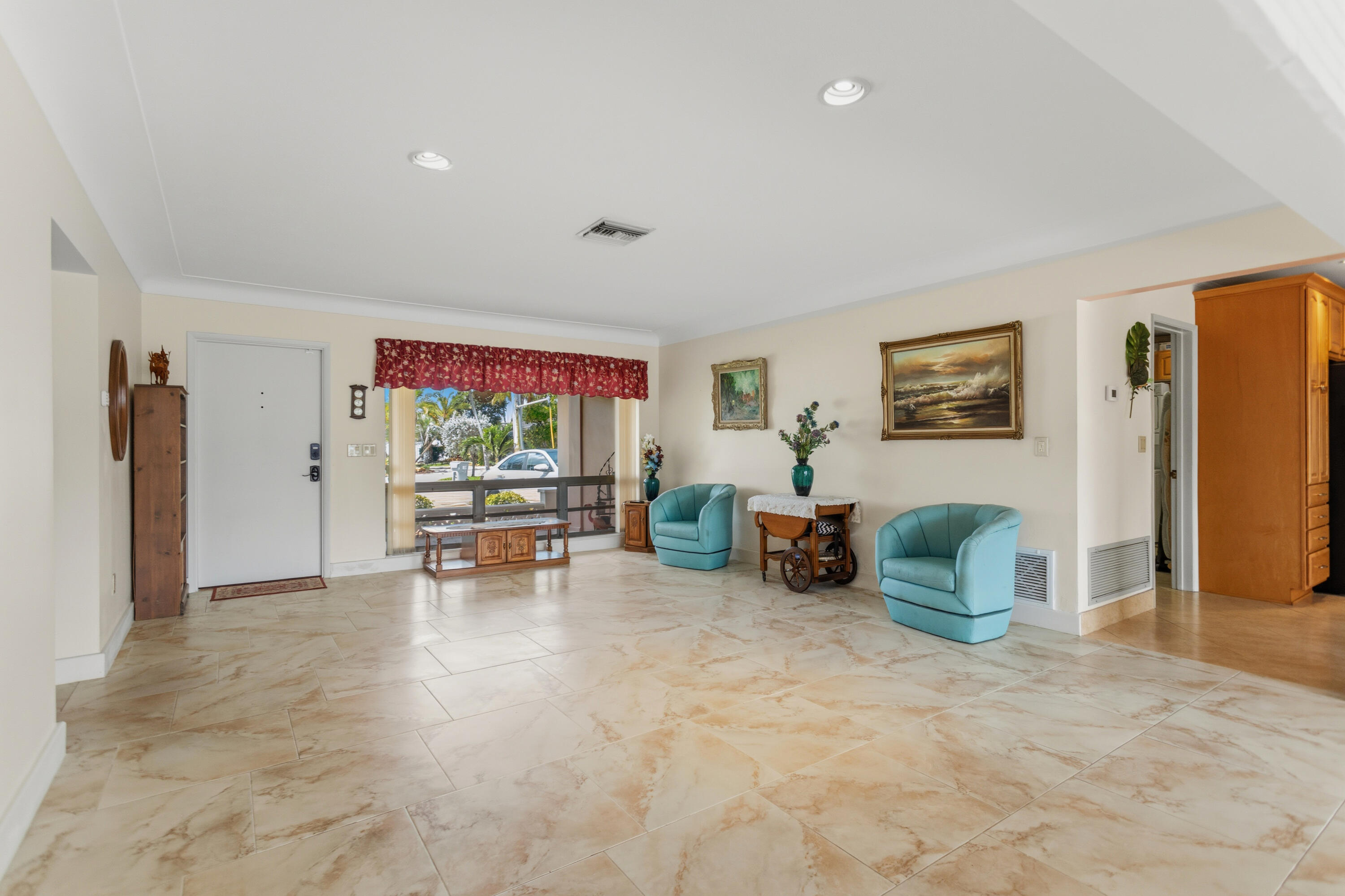 270 SE 5th Pompano Beach, FL 33060