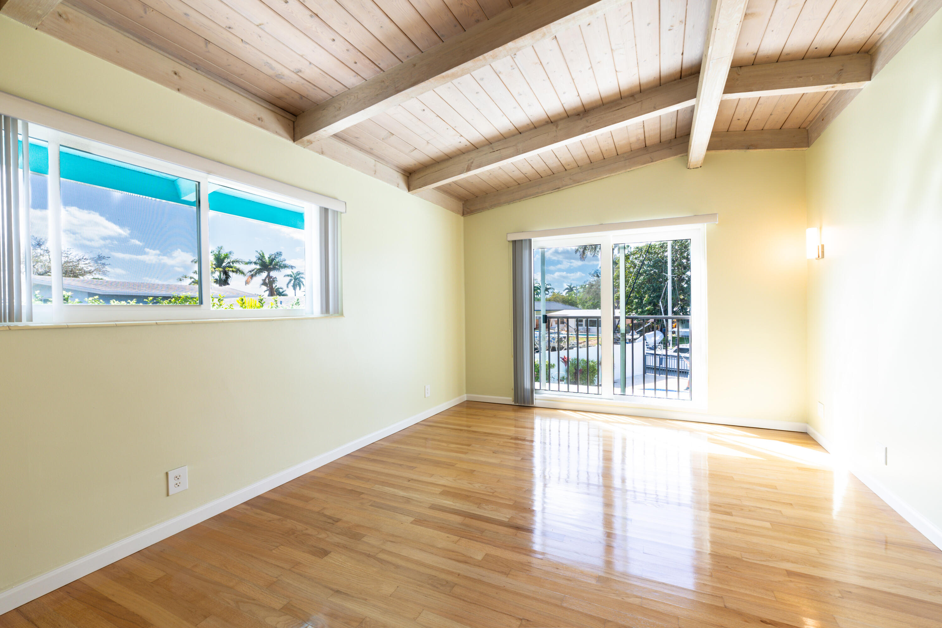 2631 Key Largo Fort Lauderdale, FL 33312