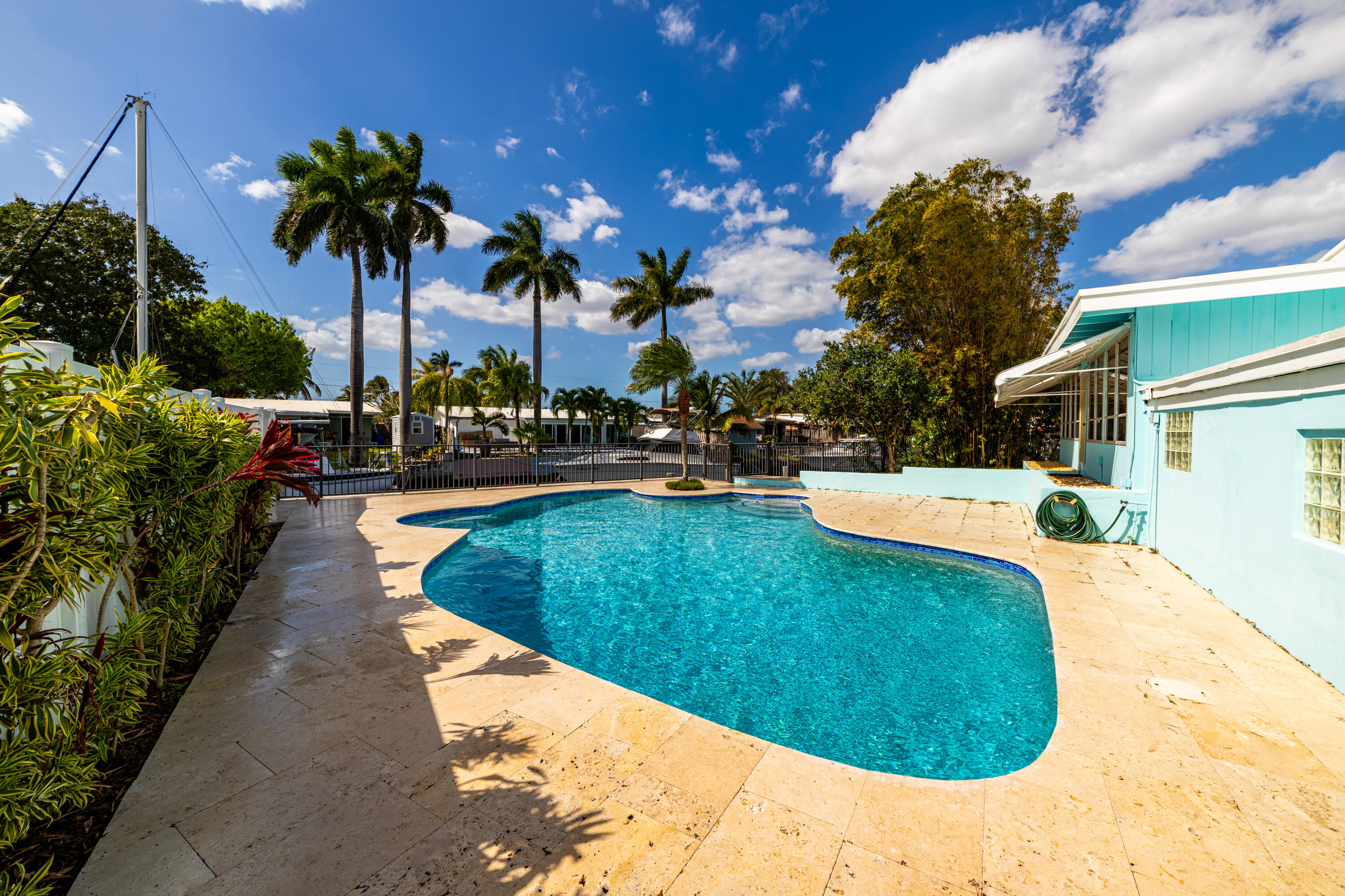 2631 Key Largo Fort Lauderdale, FL 33312