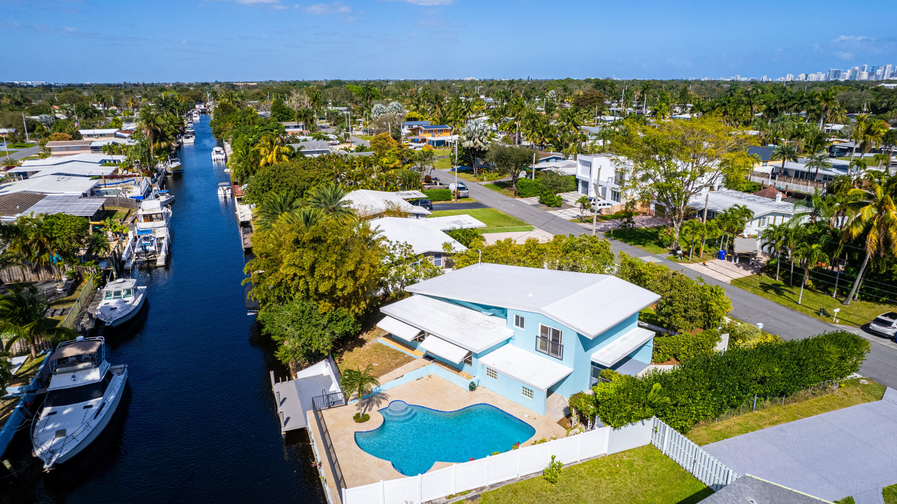 2631 Key Largo Fort Lauderdale, FL 33312