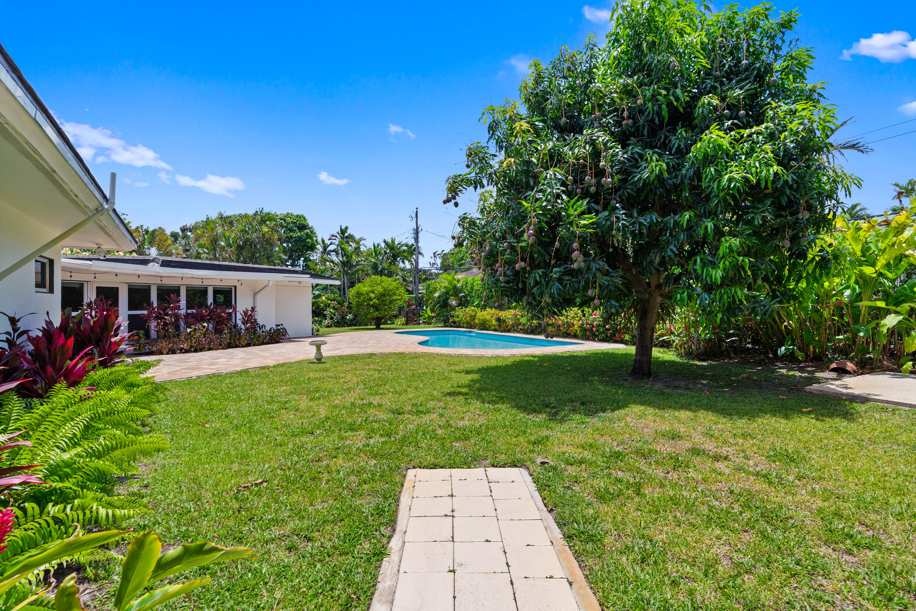 1705 NE 26th Fort Lauderdale, FL 33305