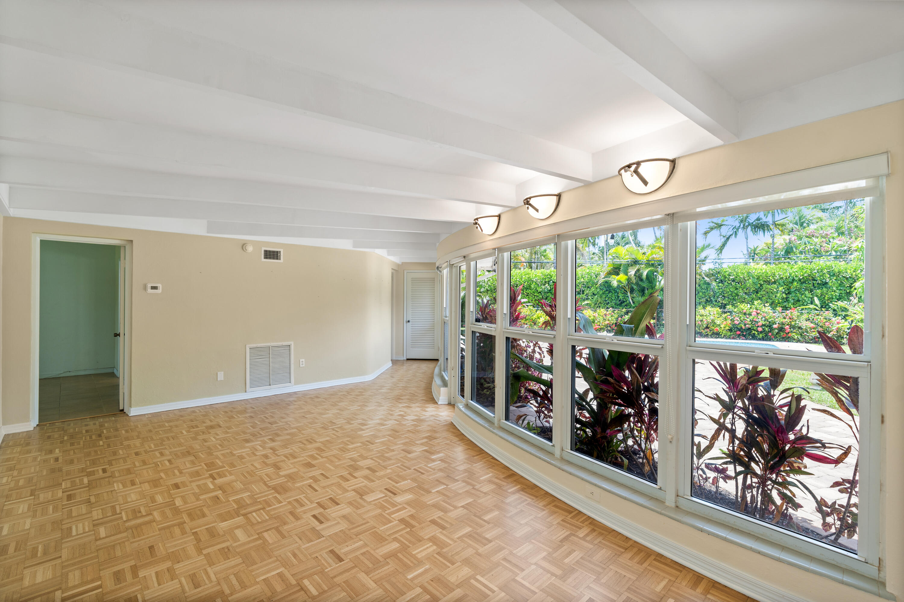 1705 NE 26th Fort Lauderdale, FL 33305