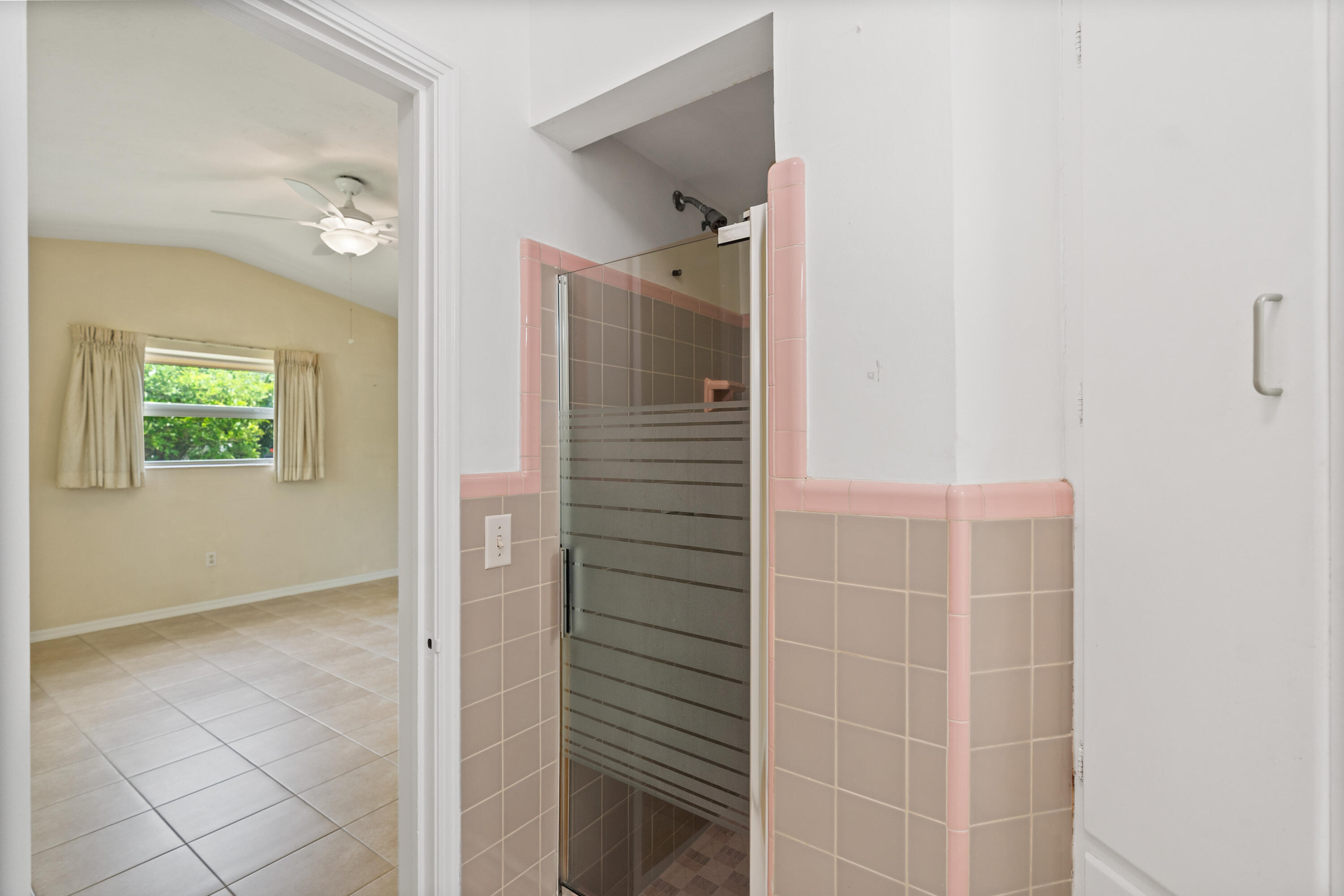 1705 NE 26th Fort Lauderdale, FL 33305