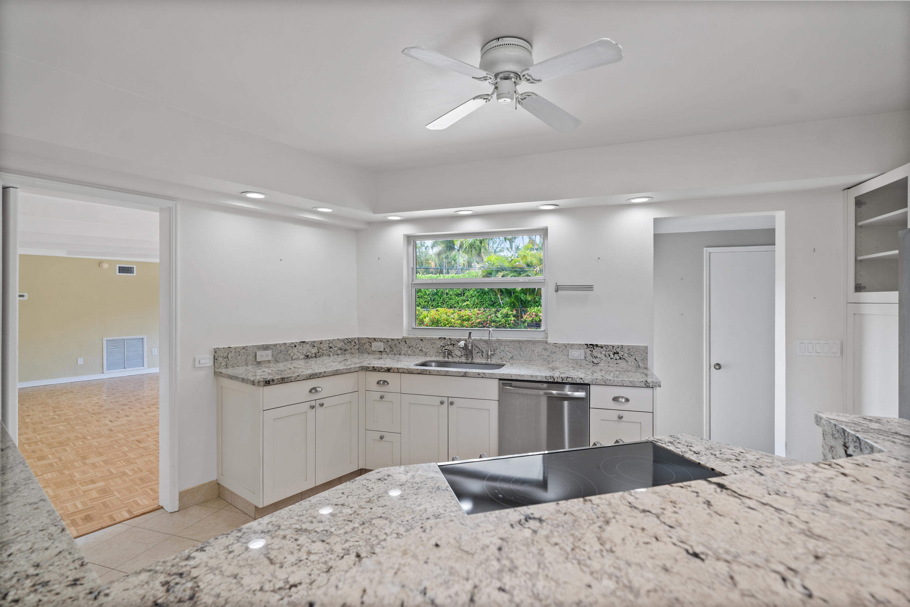 1705 NE 26th Fort Lauderdale, FL 33305