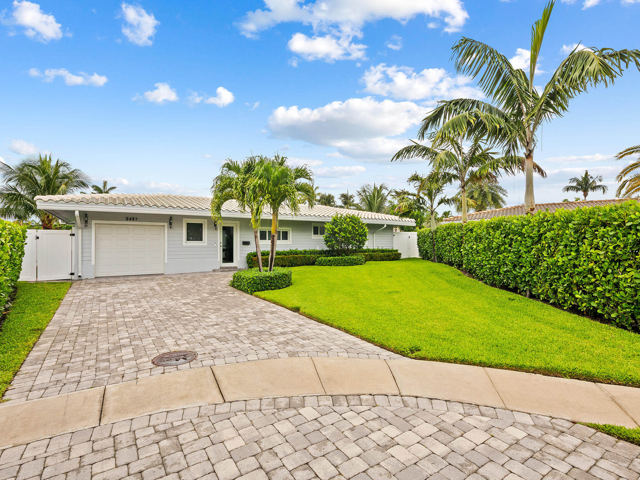 2421 NE 50th