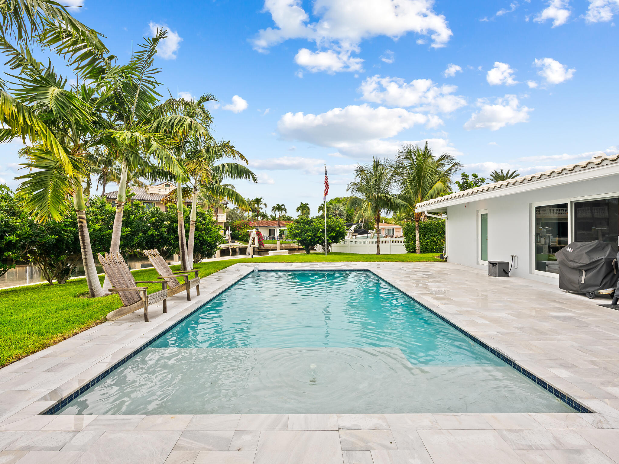 2421 NE 50th Lighthouse Point, FL 33064