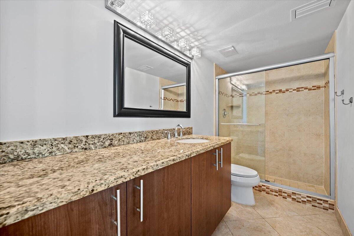 2800 N Ocean #A-18c Riviera Beach, FL 33404