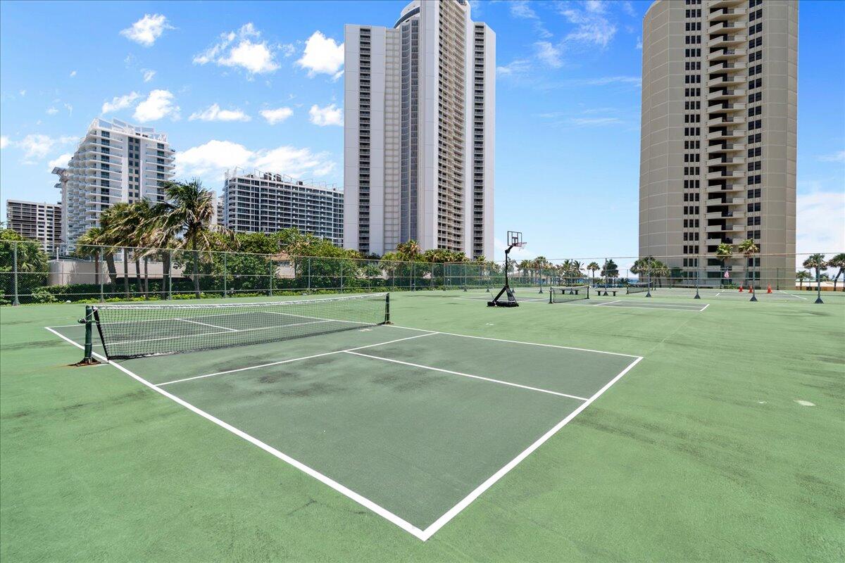 2800 N Ocean #A-18c Riviera Beach, FL 33404