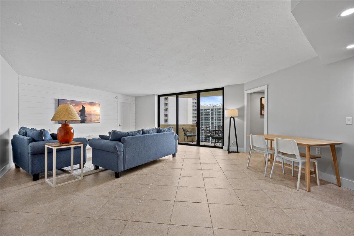 2800 N Ocean #A-18c Riviera Beach, FL 33404