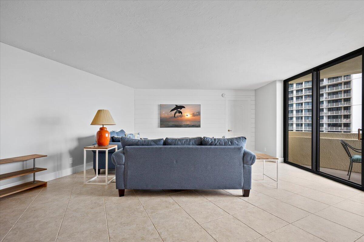 2800 N Ocean #A-18c Riviera Beach, FL 33404