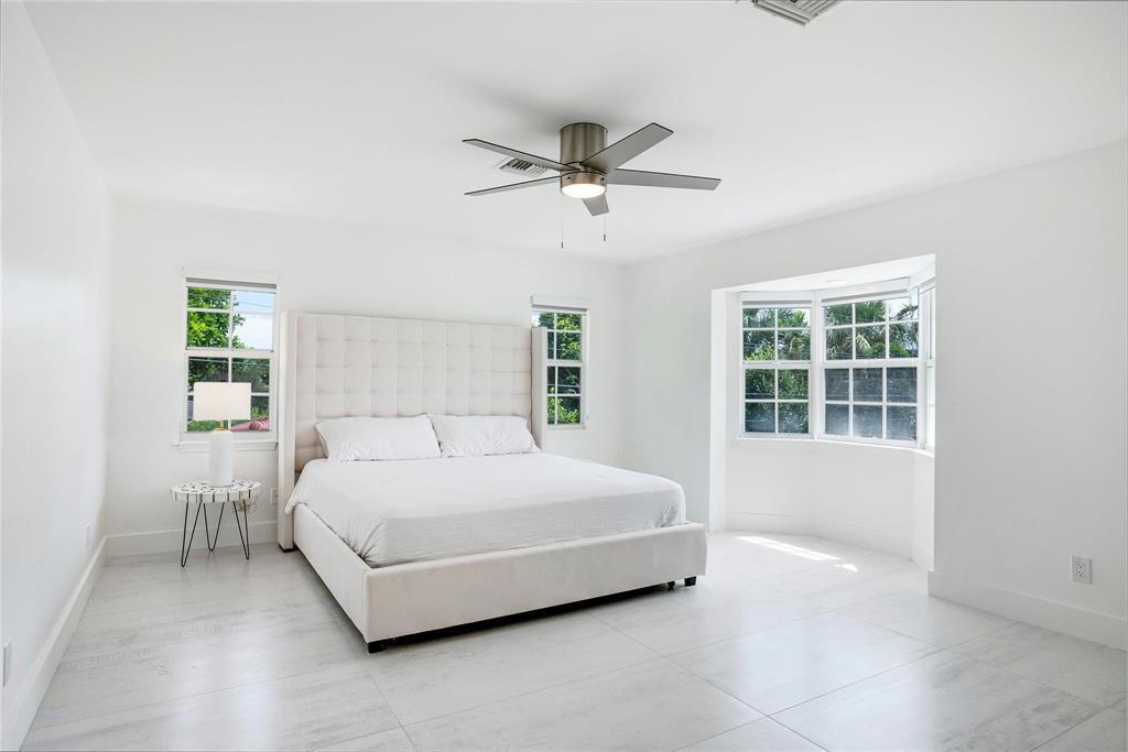 1940 Harbourview Fort Lauderdale, FL 33316