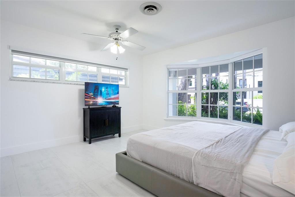 1940 Harbourview Fort Lauderdale, FL 33316