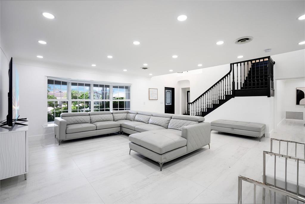 1940 Harbourview Fort Lauderdale, FL 33316
