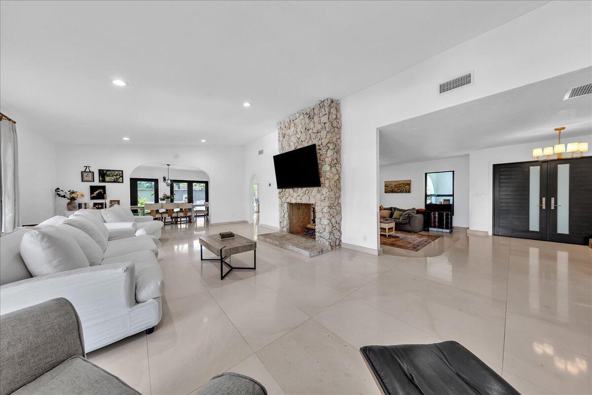 5901 SW 136th Pinecrest, FL 33156