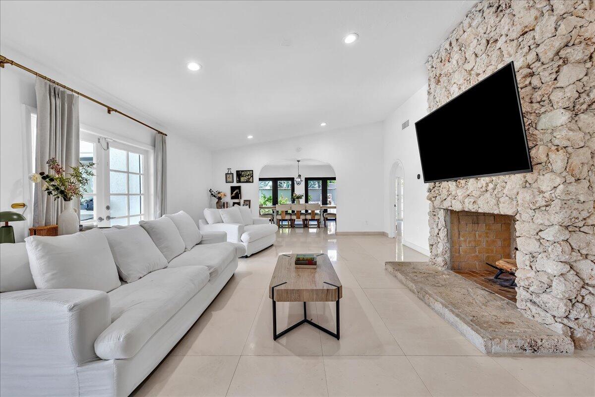 5901 SW 136th Pinecrest, FL 33156