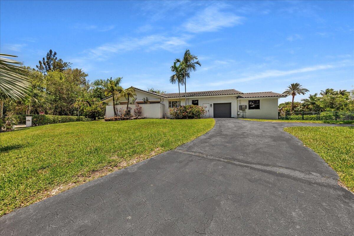 5901 SW 136th Pinecrest, FL 33156