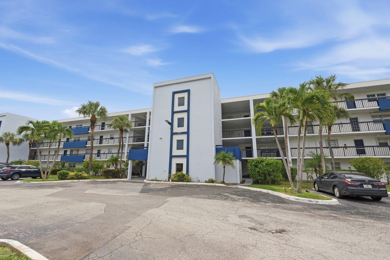 6000 NW 2nd #437