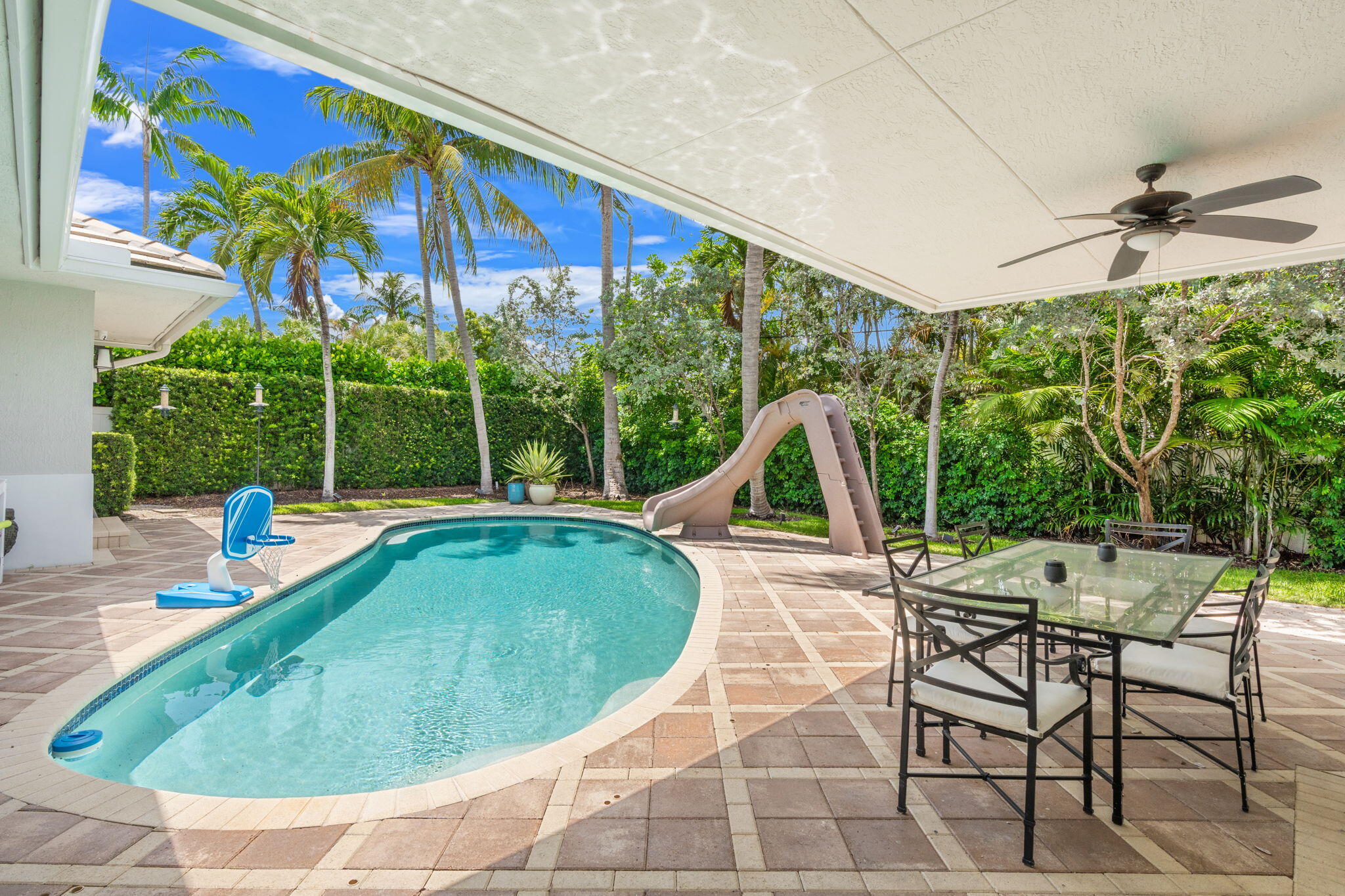 2517 NE 13th Fort Lauderdale, FL 33304