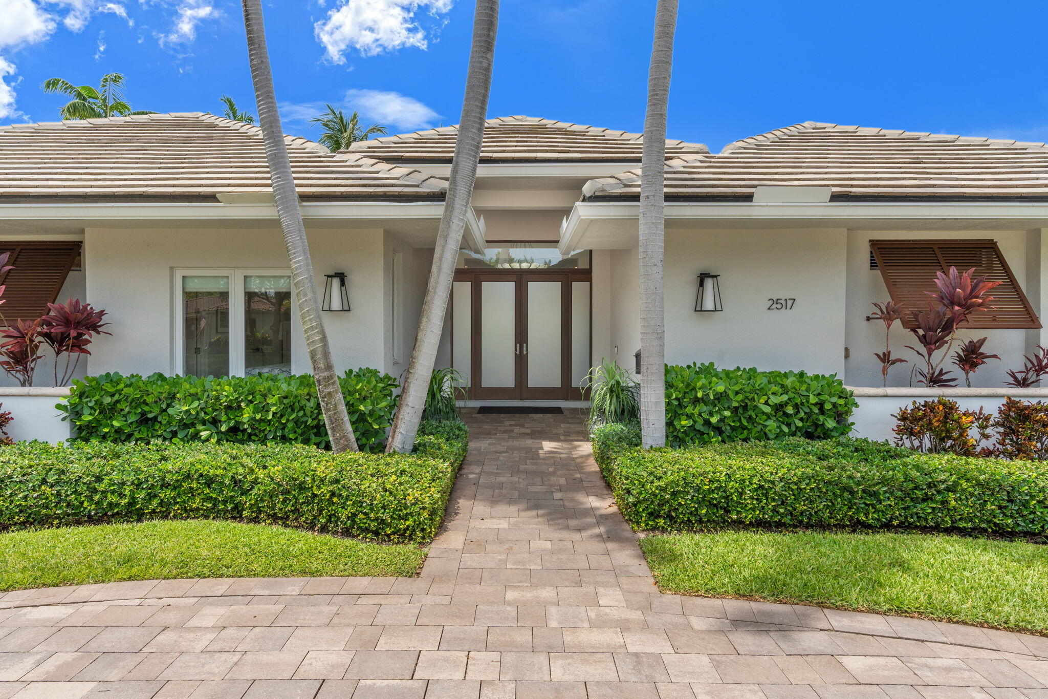 2517 NE 13th Fort Lauderdale, FL 33304