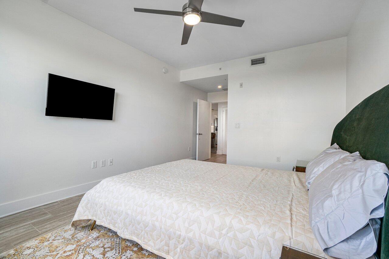 236 SE Fifth #303 Delray Beach, FL 33483