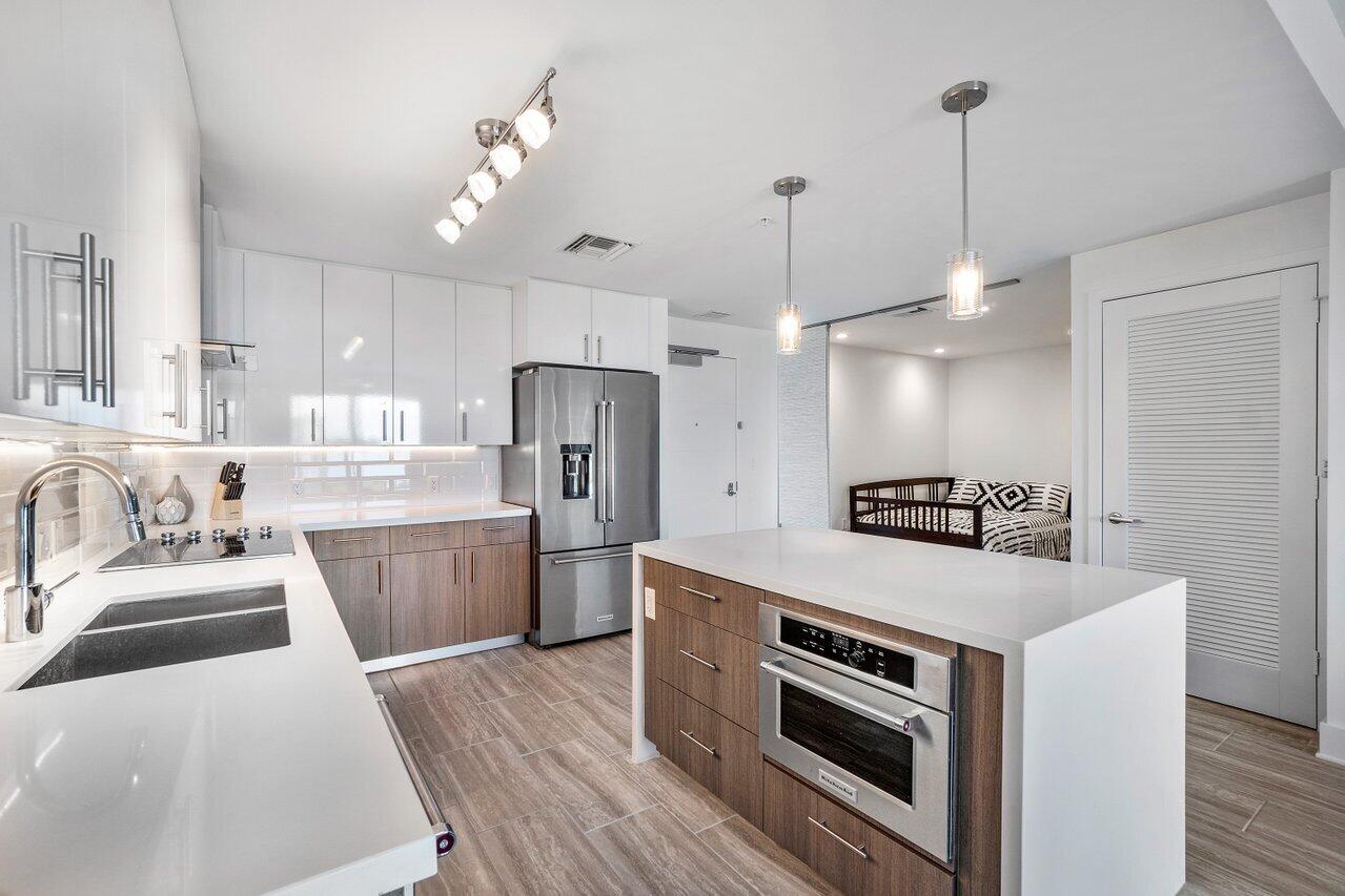 236 SE Fifth #303 Delray Beach, FL 33483
